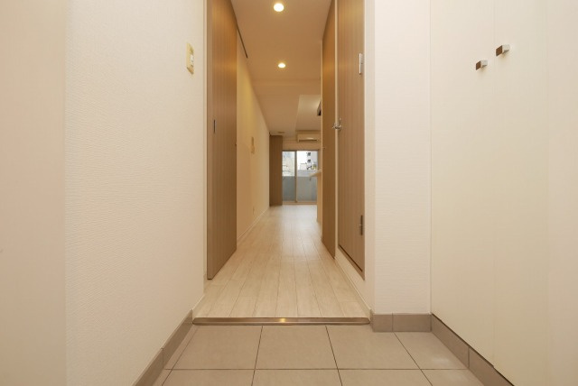 ディアグランデ難波東の玄関