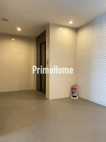 ルピナスコートのロビー