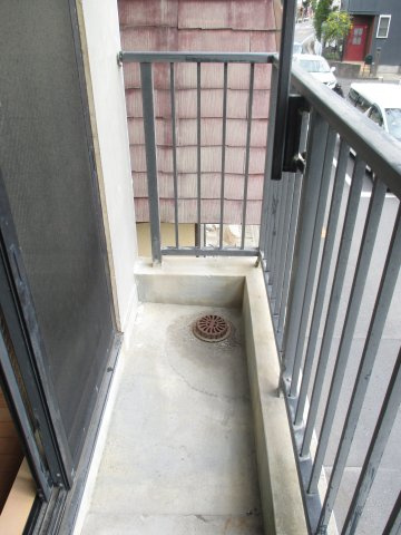 湘南テラスⅡのバルコニー|鵠沼海浜公園