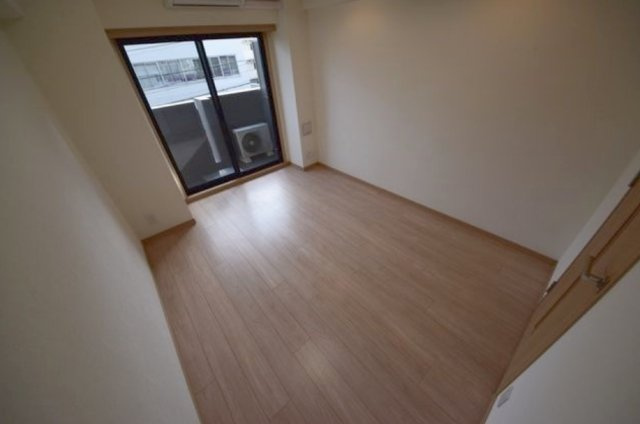 ルーブル上鷺宮弐番館の居間・リビング