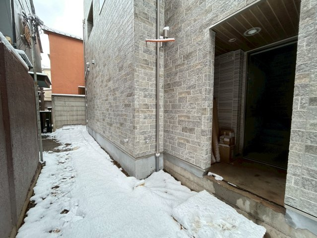 Volpino　新築　大手ハウスメーカー　2×4工法のエントランス