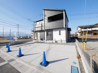 【外観】 | 中央市井之口 オール電化新築 全2棟 1号棟 南西角地