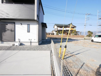 【駐車場】 | 敷地東側境界