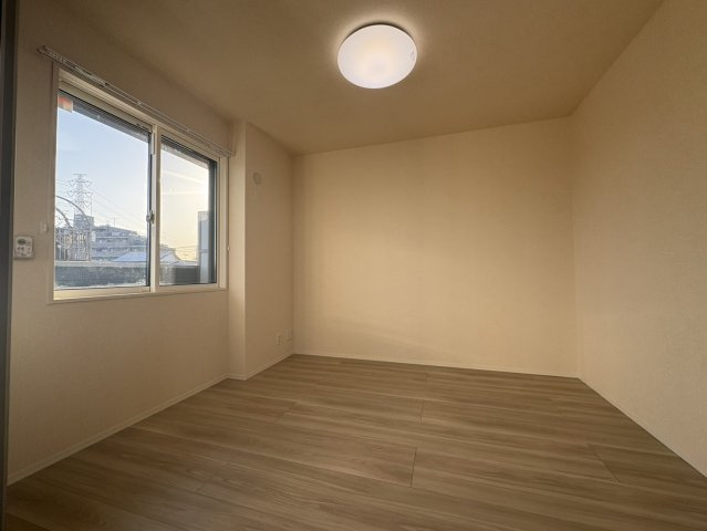 【居間・リビング】 | オーガスタハイツ | ※同物件・反転タイプの写真です。