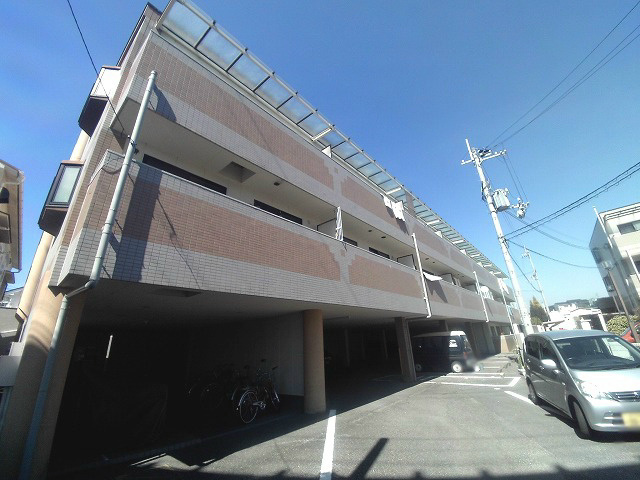 シャンポール西藤江