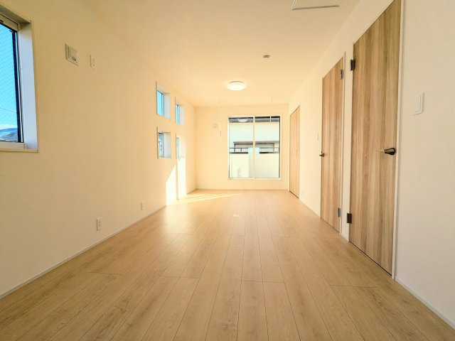 【寝室】 | 葛飾区西水元４丁目の新築戸建 | ～将来的に間仕切り可能な主寝室写真～