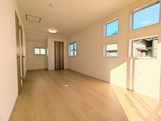 【寝室】 | 葛飾区西水元４丁目の新築戸建 | ～将来的に間仕切り可能な主寝室写真～