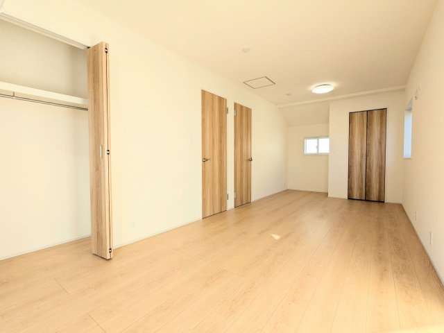 【寝室】 | 葛飾区西水元４丁目の新築戸建 | ～将来的に間仕切り可能な主寝室写真～