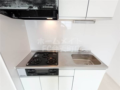 【キッチン】 | 松栄市岡ハイツ | コンパクトなキッチンで掃除もラクラク