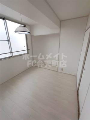 【寝室】 | 松栄市岡ハイツ | 寝室にいかがでしょうか