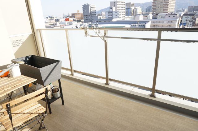 ザ・レジデンス大阪住道　6階のバルコニー