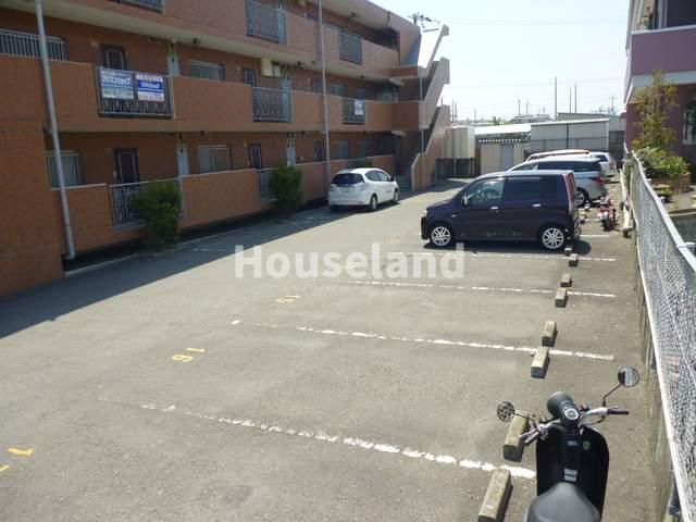 カサ・デ・わさⅡの駐車場