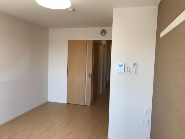 サンモールの寝室|洋室