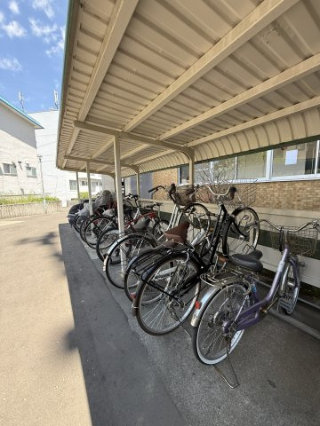 アプロード宮丘公園の駐輪場