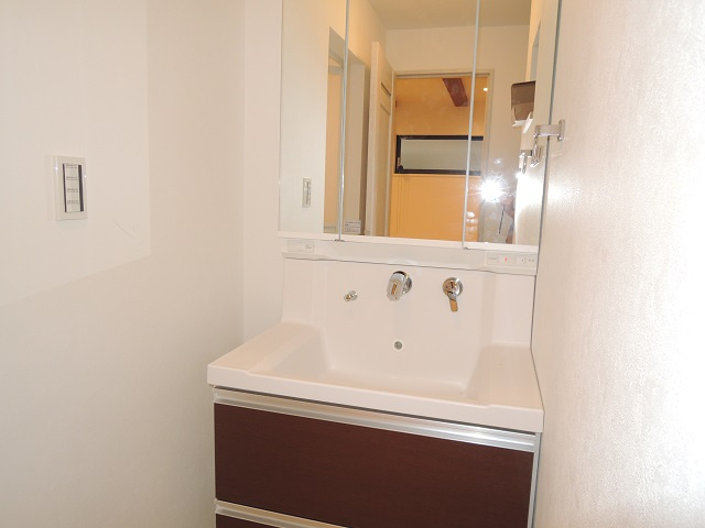 【独立洗面台】