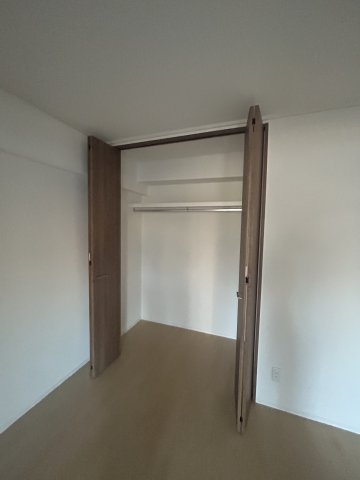 大阪市西淀川区姫里２丁目の賃貸マンションの収納