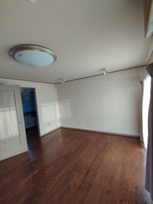 【居間・リビング】 | みどりマンション前久保ビル