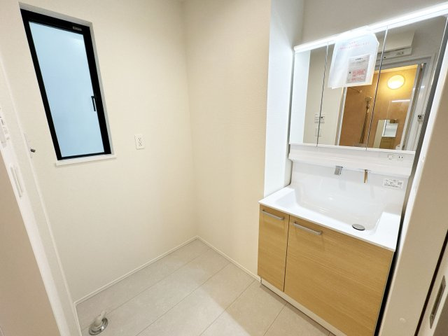 【洗面所】 | 富士見市関沢2丁目　新築一戸建住宅　全2棟　(ふじみ野店) | 忙しいお母さんには大助かりな設備です。