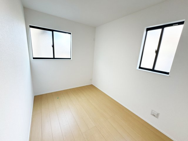 【洋室】 | 富士見市関沢2丁目　新築一戸建住宅　全2棟　(ふじみ野店) | 全居室クローゼット付で室内スッキリ！