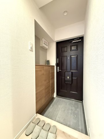 ダイアパレス北二条の玄関