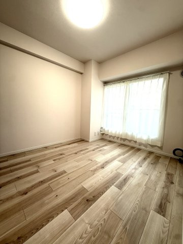 ダイアパレス北二条の洋室