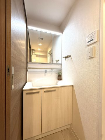 ダイアパレス北二条の独立洗面台