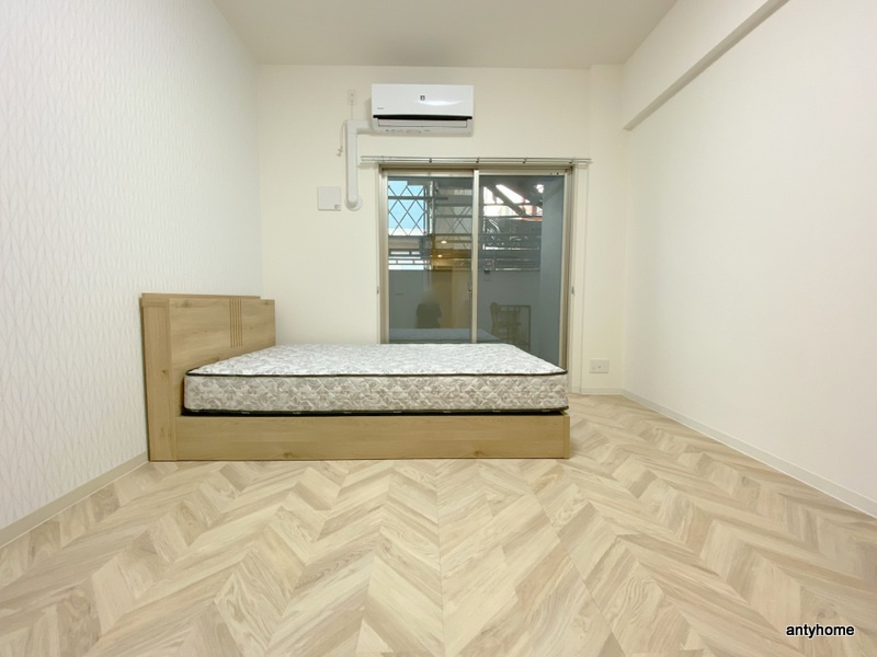 ボーベル玉造　仲介手数料無料の居間・リビング