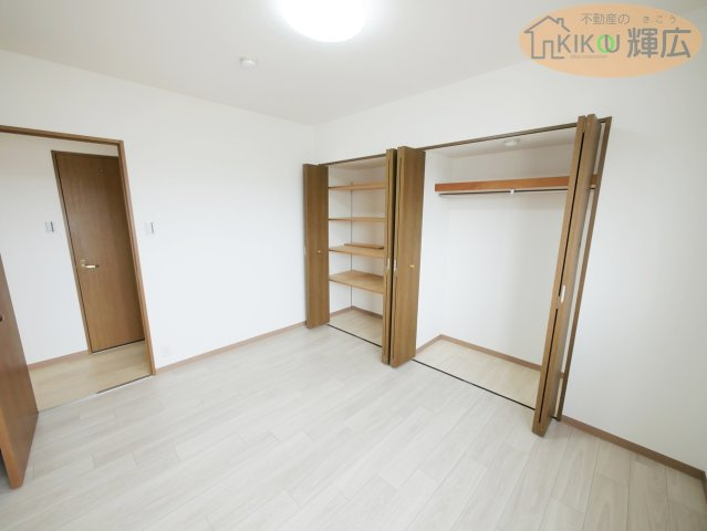 【洋室】 | ロワイヤル明石魚住　6階