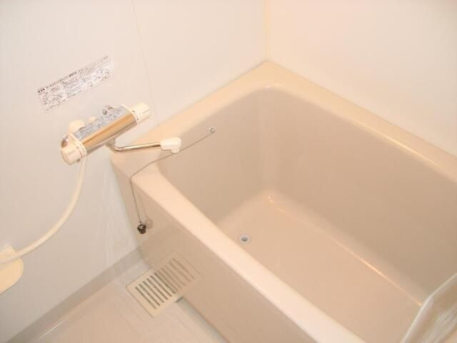 ヴィラージュ志伊Ⅱの浴室