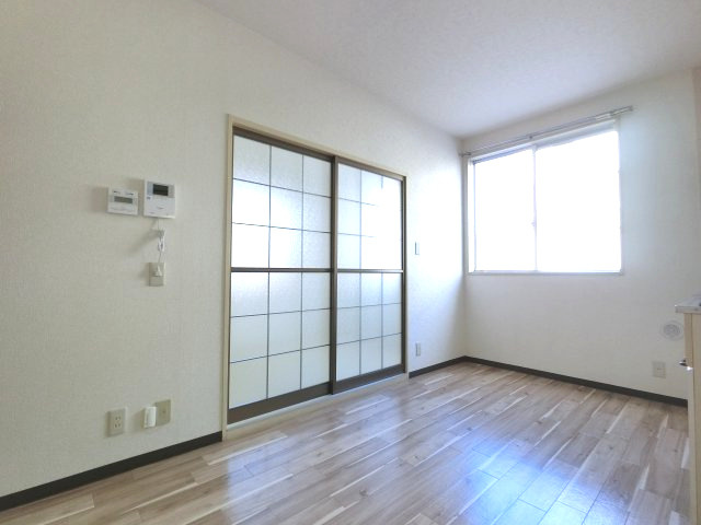 【居間・リビング】