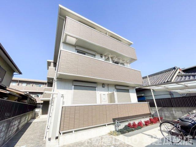 La Pause East Avenueの外観