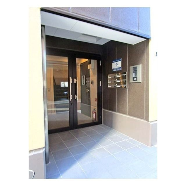 salle向島のエントランス