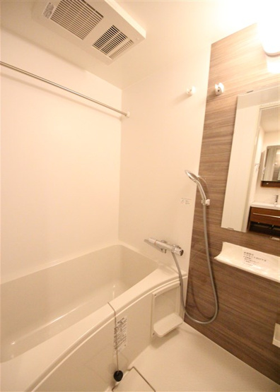 【浴室】 | SERENiTE-04