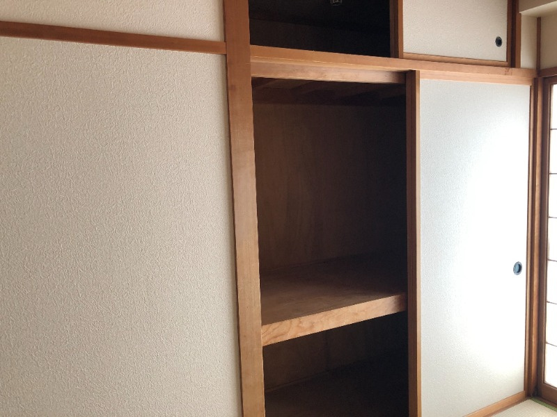 グランドハイツ田辺の収納