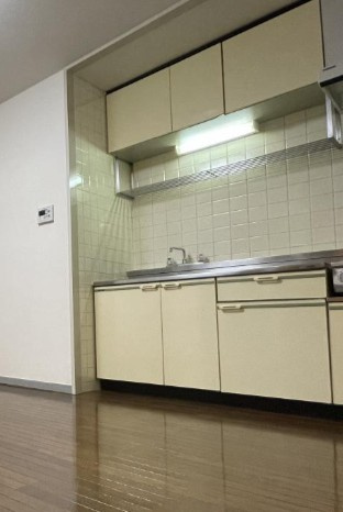 ファミール若月のキッチン|お料理しやすいキッチンです