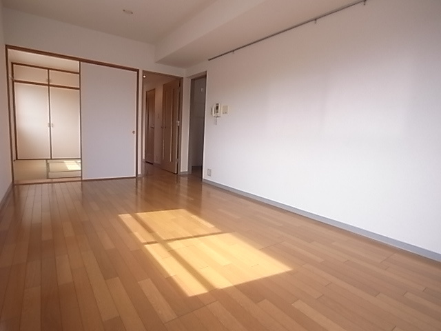 芦屋東パークハイツの居間・リビング