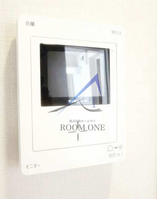 グランエッグス自由が丘Wのセキュリティ|モニター付インターホンです。