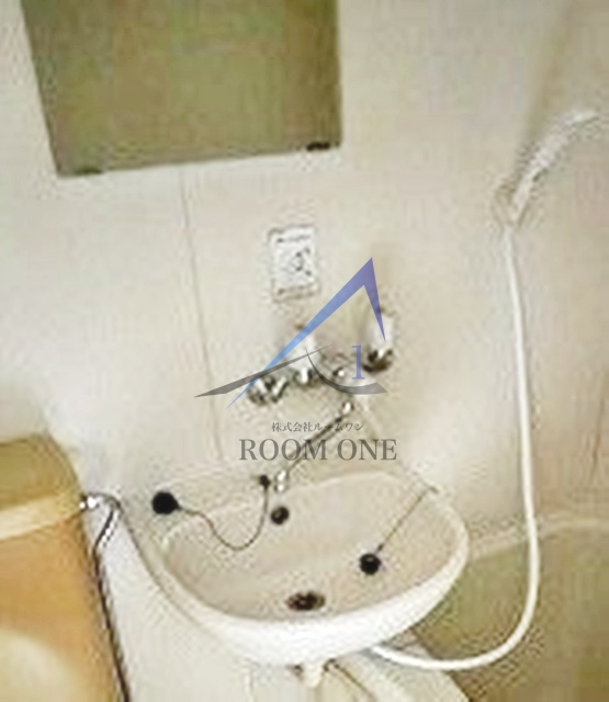 グローリー野沢の洗面所|洗面台です。