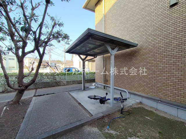 パーチェ Aの駐車場