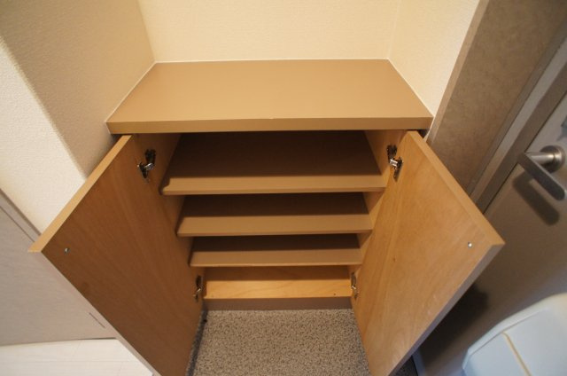 【収納】 | クレセントヒル | 小物を収納するのに便利です