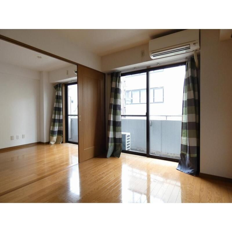 コルトンハイツの洋室