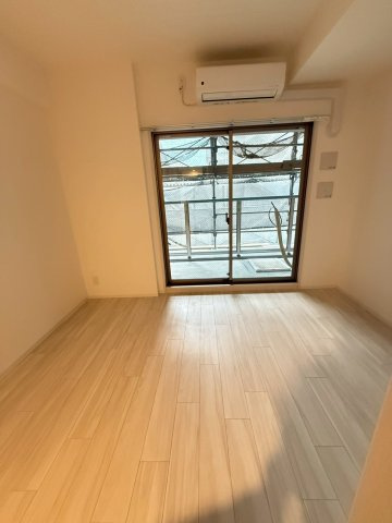 【居間・リビング】 | ワールドアイ大阪East City