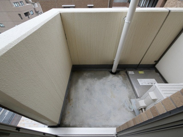 メゾン夕陽ヶ丘のバルコニー