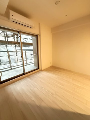 【居間・リビング】 | ワールドアイ大阪East City