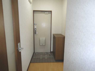 【玄関】 | ヴィンテージ・プレイス | 玄関