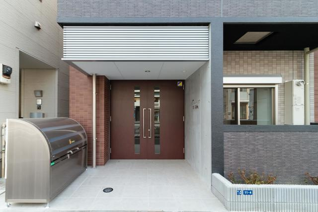 メゾン・シャトロワ深川扇橋のエントランス