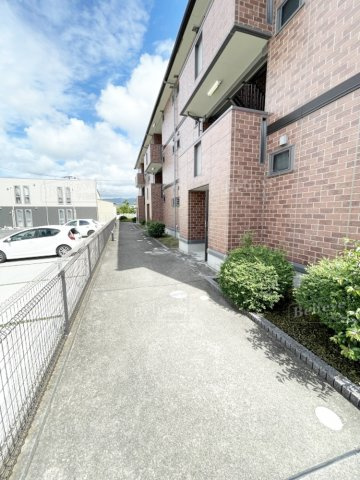 カトレアコートのエントランス|清潔なエントランス★