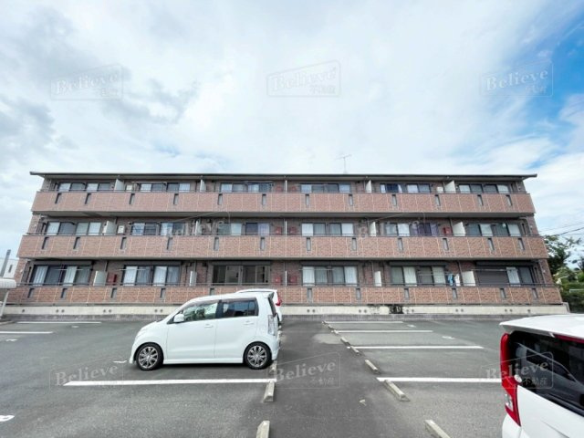 カトレアコートの駐車場|駐車スペースもあります☆