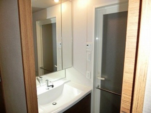 ライオンズ京都四条烏丸レジデンスの洗面所