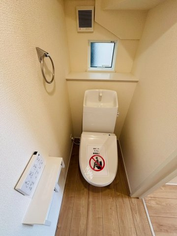 リナージュ／北区八景水谷3丁目／１号棟のトイレ